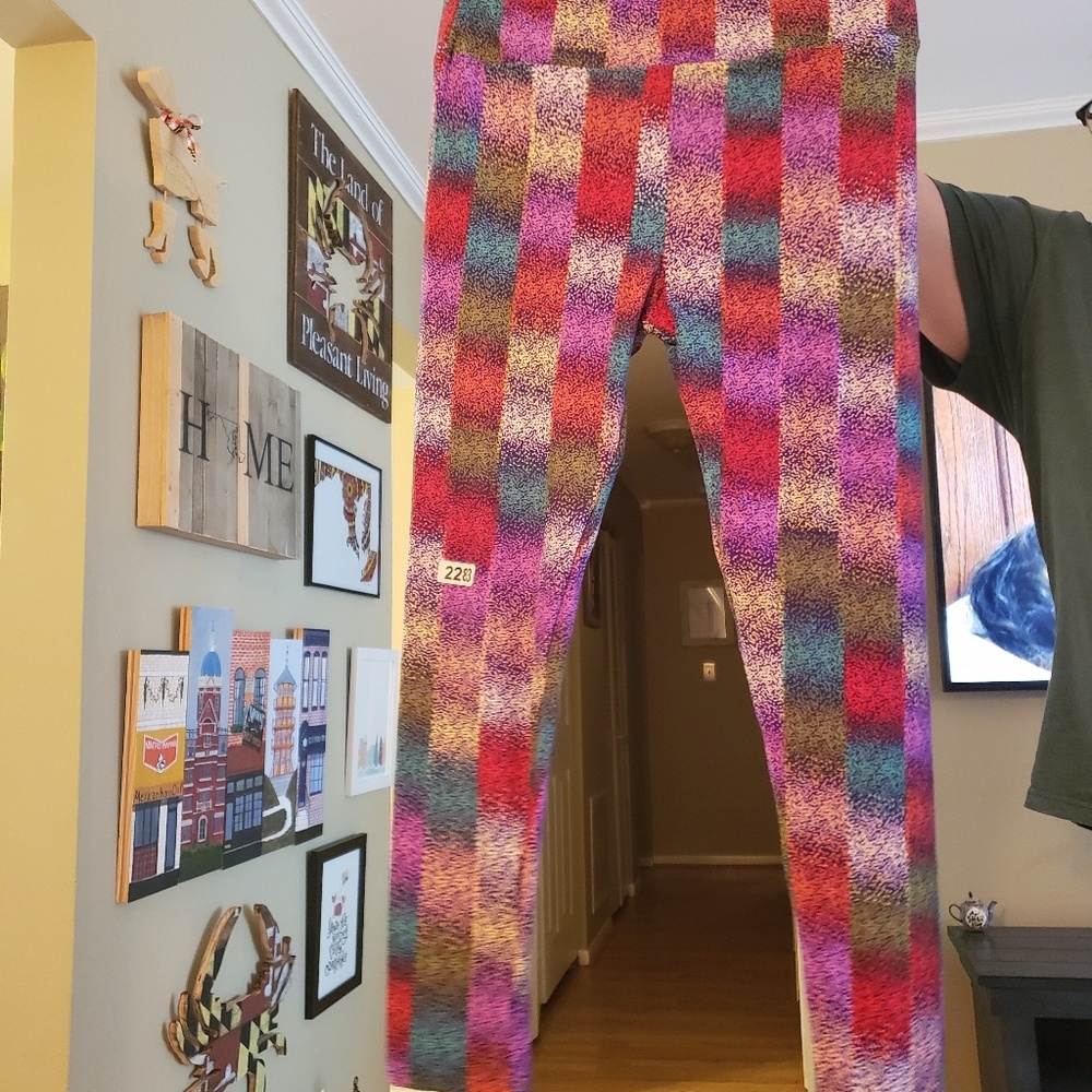 LulaRoe Leggings TC